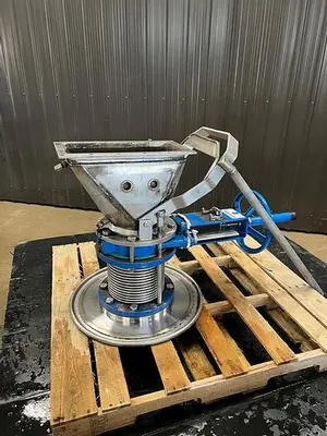 USED SIEBTECHNIK SHORT BOWL DECANTER