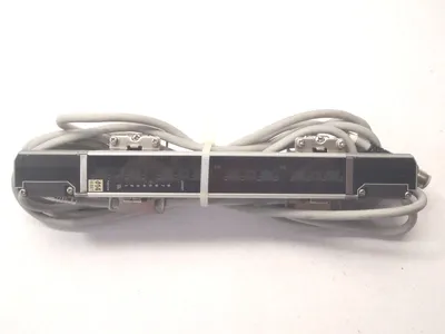 USED KEYENCE TRANSMITTER AND RECEIVER LIGHT SAFETY CURTAIN