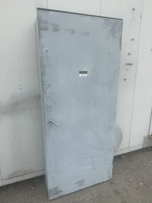 Square D Line Panelboard HC3273WP SCHNEIDER ELECTRIC 80045-098-02