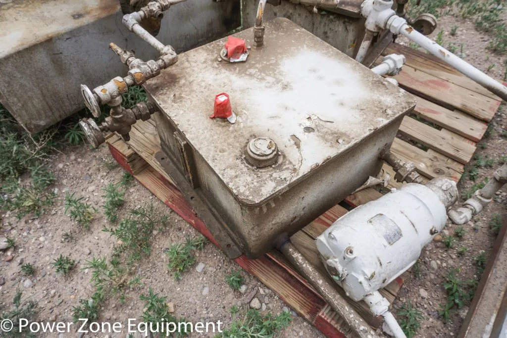 USED LUBE SKID -