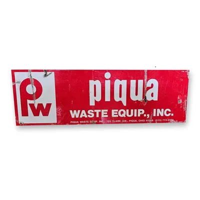 Used Piqua Manufacturing 15HP Vertical Hydraulic Compactor Baler