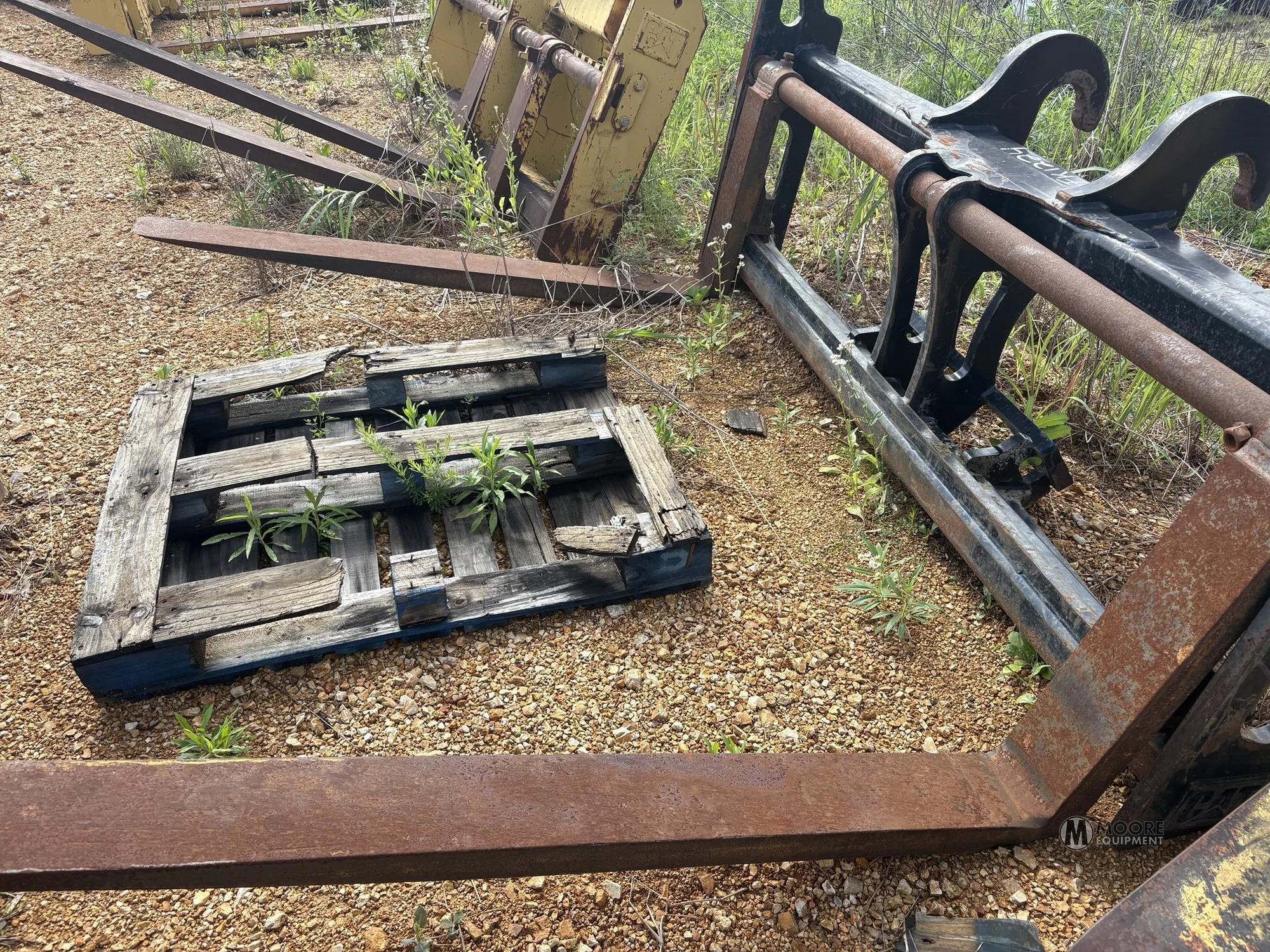 Used CATERPILLAR FORKS Misc Construction Attachements Tennessee US | Moore Equipment #1517348