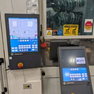 Used 2010 KRAUSS-MAFFEI 650-3000-1400-750 CX ZL Injection Molding Machines Massachusetts US | Hunter Plastics #1495193