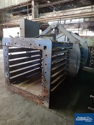 USED American Bale Company American Horizontal Auto Tie Baler, Model 804310150F