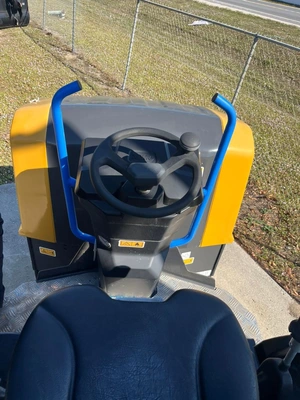 XCMG XD140 Double Drum Vibratory Roller | Iron Listing (9)