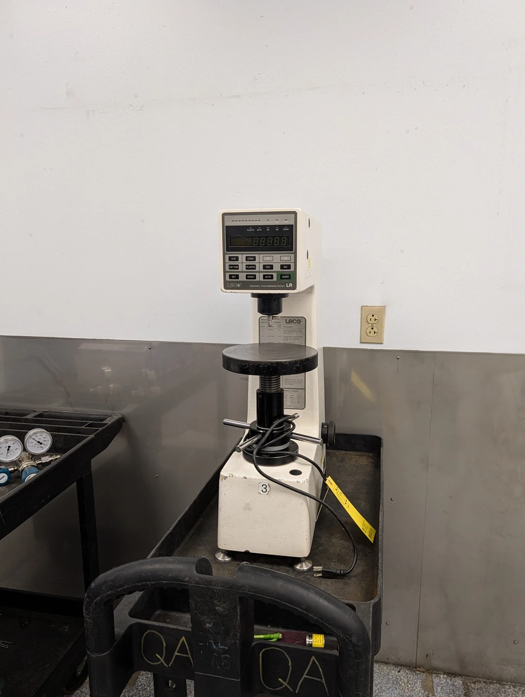 Leco Hardness Tester