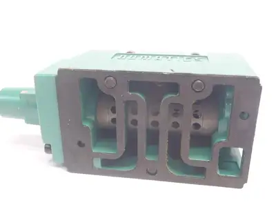 Used NUMATICS SOLENOID VALVE 150 PSIG MAX PRESSURE Solenoid Valves | Maverick Industrial Sales #1108847
