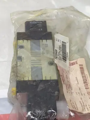 New | in-Stock AVENTICS 5776280220 Solenoid Valves Ohio US | Surplus Asset Holdings #1242811