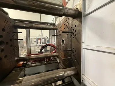 2012 HUAHONG HR320PE Injection Molding Machines | ListingHippo (14)