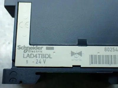 NEW SCHNEIDER ELECTRIC LAD4TBDL
