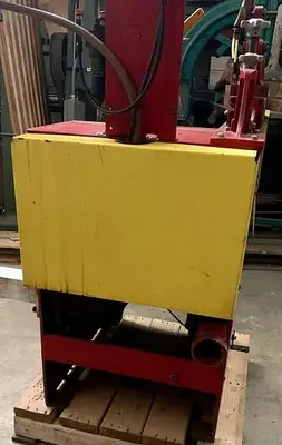 Industrial Woodworking Machine Co Uncut Saw 16" Blade & Conveyers (101732)