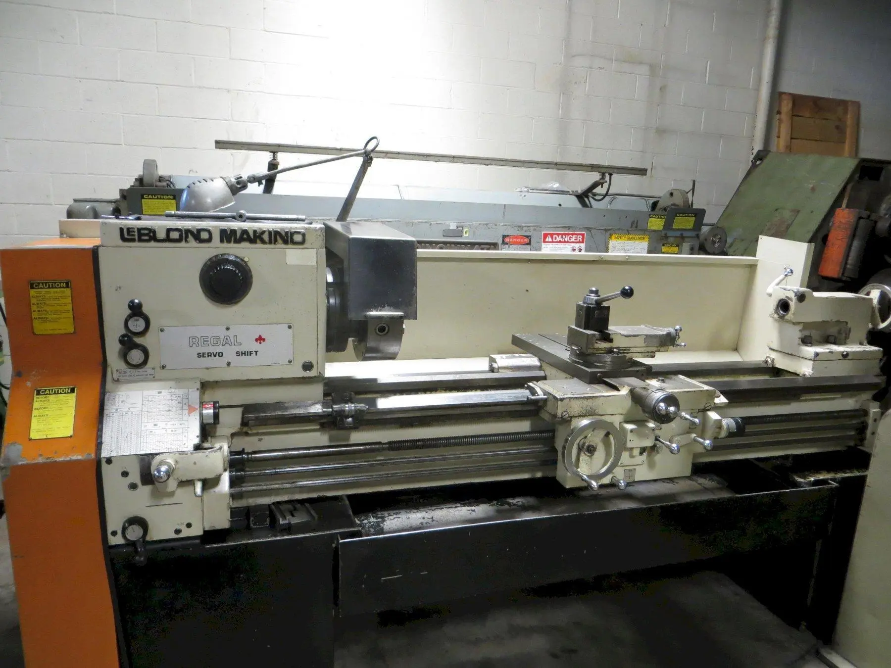 LEBLOND MAKINO Regal Servo Shift 19” x 54”cc Engine Lathe 1988’ Inch/Metric 3” Bore USA #8446