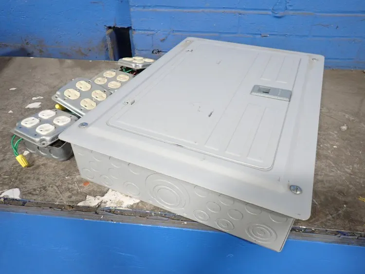 Used SIEMENS P1224L3125CU Electrical Panels Ohio US | HGR 24 #835124