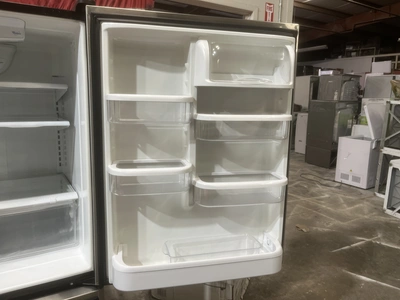 Used WHIRLPOOL GOLD FREEZER ON BOTTOM Refrigerators Michigan US | Miedema Asset Management Group #1425132