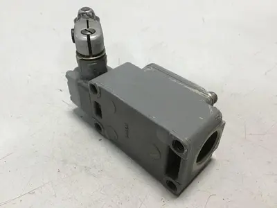 USED OMRON WLCA2-2
