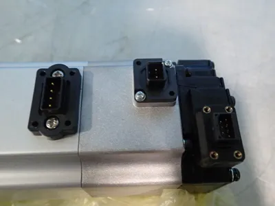 New | in-Stock OMRON R88MK40030TBS2 Servo Motors | HGR 24 #730891