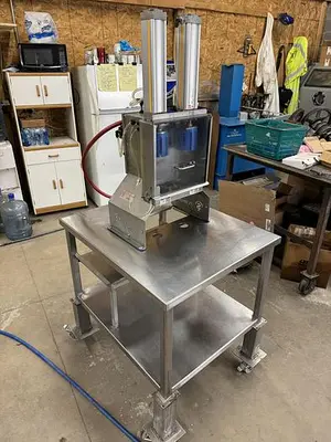 USED 2016 TS DESIGNS INC. DUAL APPLE WEDGER CUTTER