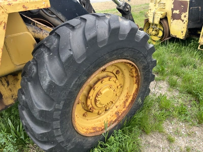 USED CAT IT 12 WHEEL LOADER /