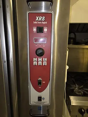XR8 Solid State Digital Chiller
