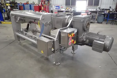 USED 2013 READING MX 12 MIXER