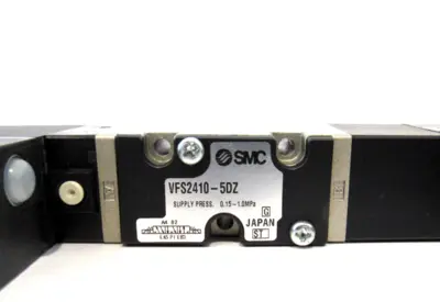 NEW SMC VFS2410-5DZ SOLENOID VALVE VFS24105DZ