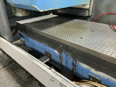 Used 2001 MAZAK CORRP. VTC300C Vertical Machining Centers Ohio US | HGR 24 #1249455