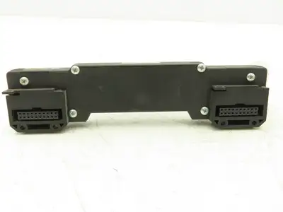 Pneumax OMRB213 Pneumatic Air Manifold Assembly 16 Valves 24vdc 145psi