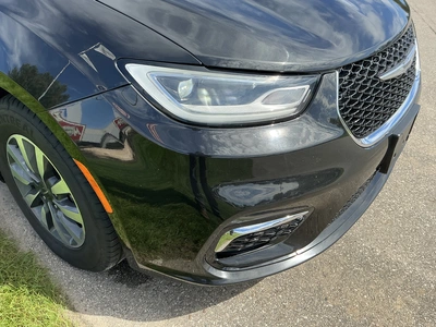 Used 2024 CHRYSLER PACIFICA HYBRID Vans Michigan US | Miedema Asset Management Group #1461350