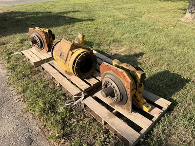 Used JOHN DEERE 672G TRANSMISSION DIFFERENTIAL -REQUIRES REPAIR. Construction Equipment Parts Michigan US | Miedema Asset Management Group #1414360