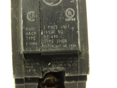 General Electric AB120 Circuit Breaker 1-Pole 20A Bolt-In 120/240V  Lot of 22