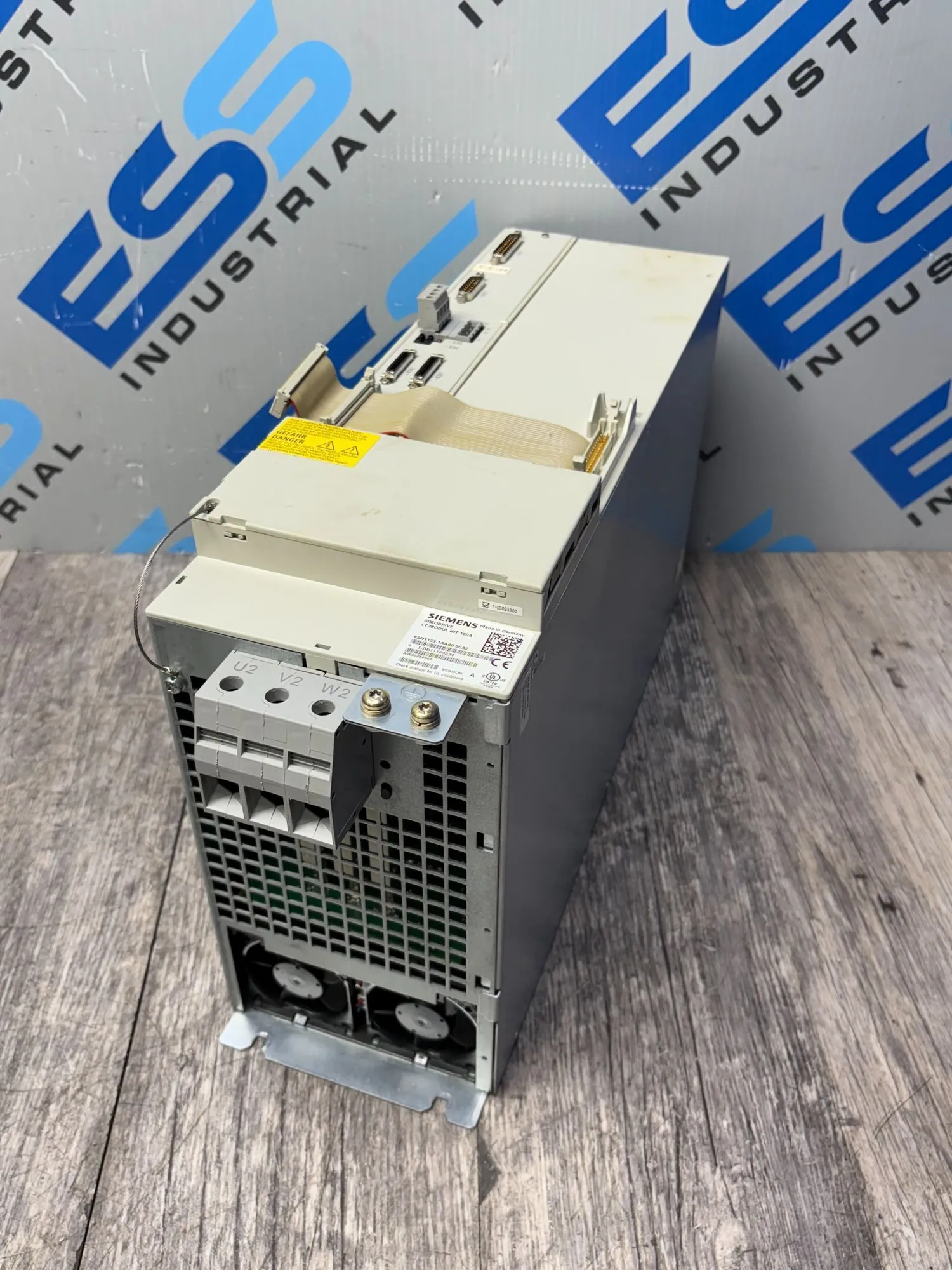 USED Siemens 6SN1123-1AA00-0EA2 VER. A/6SN1118-0DG21-0AA0 VER. F