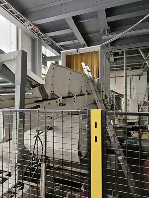 USED HOSOKAWA TWO-STAGE PLASTIC SHREDDING AND GRANULATION SYSTEM