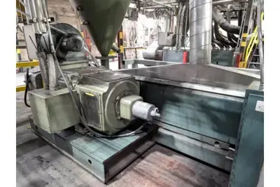 GLOUCESTER 4.5" air cooled extruder Extruders, Low Boy 3.6" - 4.5""" | Mark One Machinery (2)