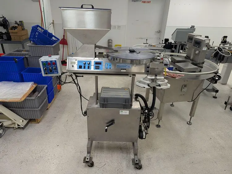 Used PHARMAFILL AUTOMATIC ELECTRONIC TABLET AND CAPSULE COUNTER _UNKNOWN_ Tablet Presses Illinois US | Save on Equipment #420663
