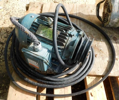 USED 1500 GALLON MIXING TANK 1500 GALLON