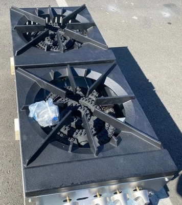171-0466 18" 2-Burner Countertop Stock Pot Gas Range Stove