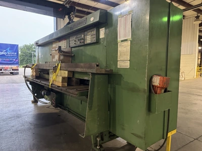 Used 2000 CINCINNATI 250HSX10 Power Squaring Shears (Inch) Illinois US | Revelation Machinery #1425250