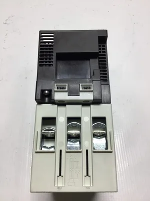 Siemens 3RT1045-1BB40 Contactor 105A 1-3PH 1-3HP