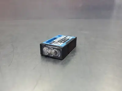 SICK WL160-F440 10-30VDC Photoelectric Sensor. 5E-5/5
