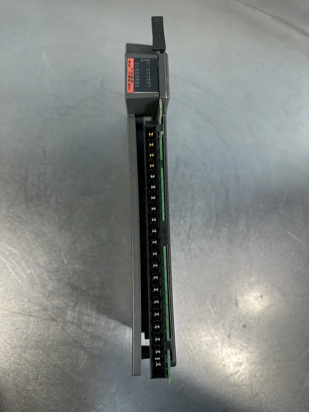 Allen Bradley 1771-IAD/D 120V AC/DC Input Module Rev (BIN-1.2.3)