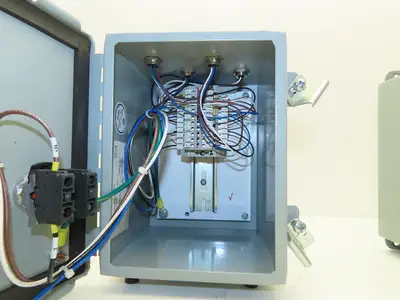 Hoffman A8066CH/SPL Electrical Enclosure 8x6x6" Switch With Indicator Lot of 2