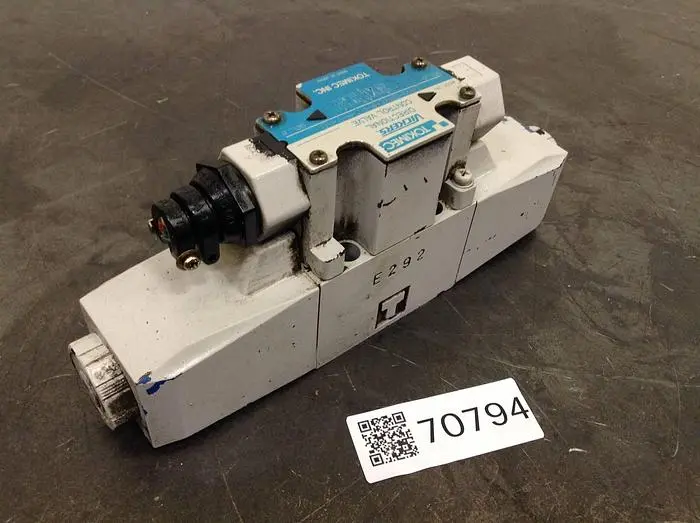 Used VICKERS DG4V32CMP7H750 Valves/Fittings Michigan US | Ideal Machinery #574020