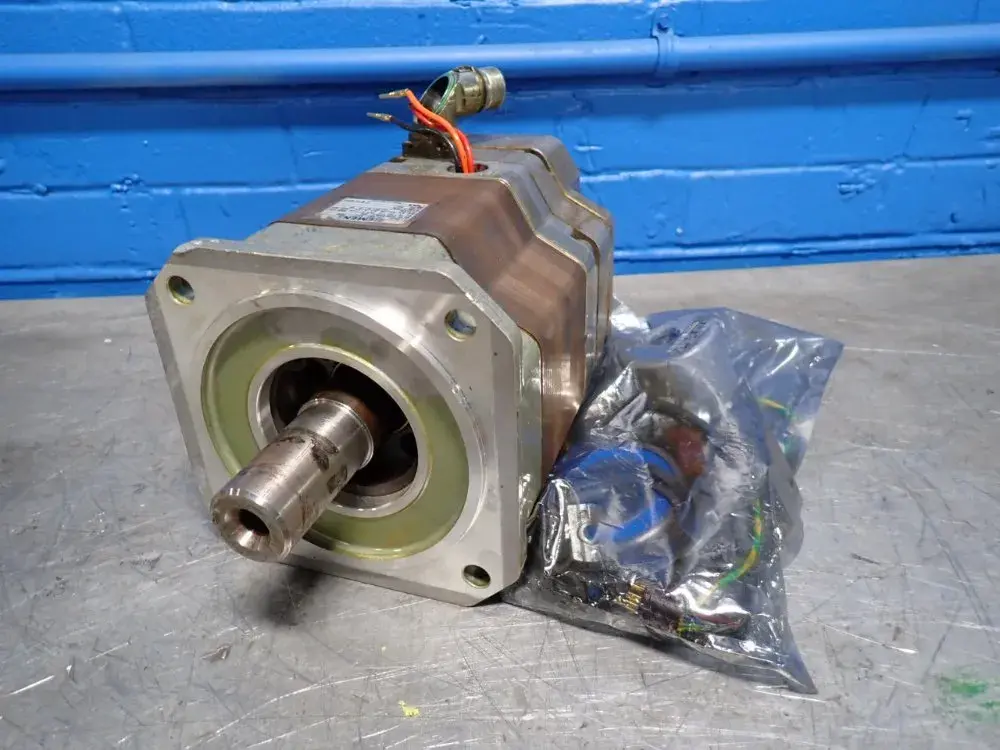 USED SIEMENS 1FK70835AF11EG0