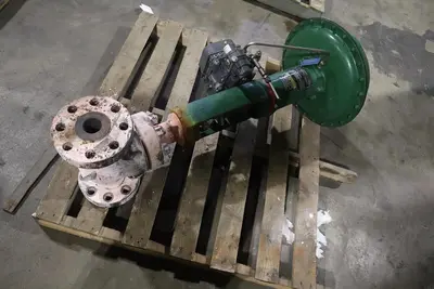 Fisher Control Valve Size 60 With 667 Pneumatic Actuator