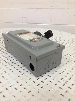 USED SQUARE D D322N