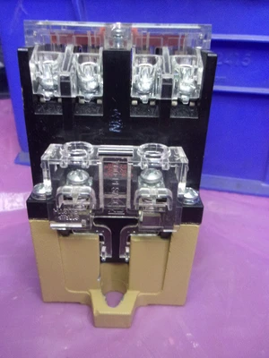 USED Allen Bradley 700-P400A1