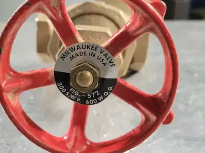 USED MILWAUKEE 572