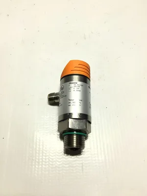 IFM Efector TR2432 Temperature Sensor Transmitter