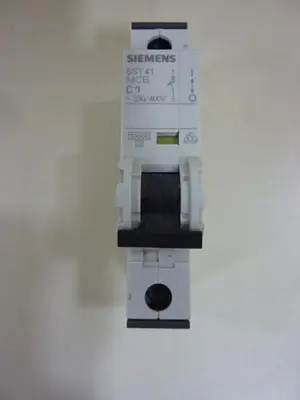 USED SIEMENS 5SY4101-7