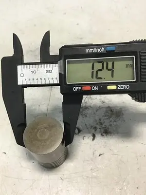 USED VICKERS 25-D10-30